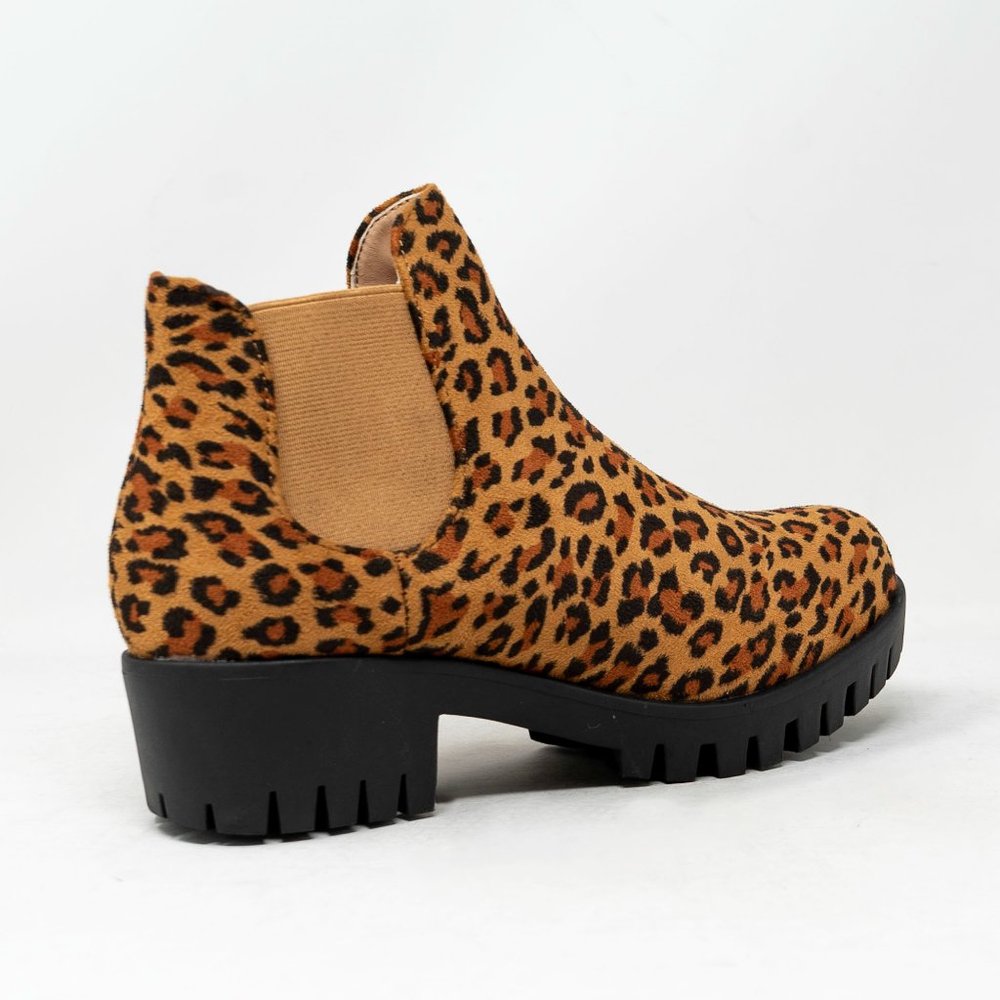 Women's Chelsea Boots Elastic Chunky Block Heel Platform Lug Sole Ankle Booties - Picture 3 of 5
